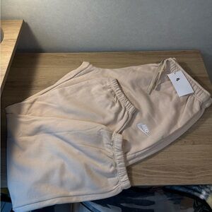 Women’s Nike Joggers (Size: L) *Brand New*